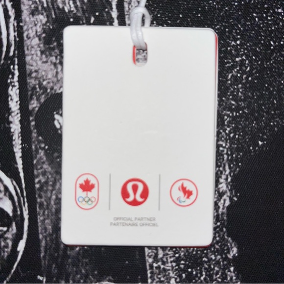 NWT Lululemon Belt Bag - Picture 8 of 9